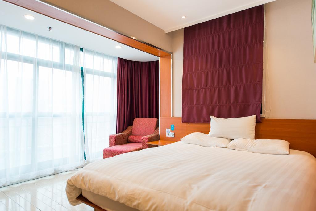 Hanting Express Shanghai South Shanxi Road Шанхай Экстерьер фото