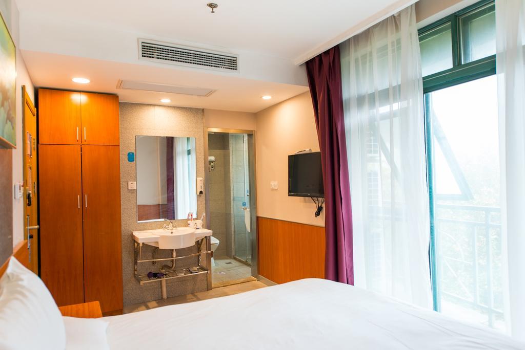 Hanting Express Shanghai South Shanxi Road Шанхай Экстерьер фото